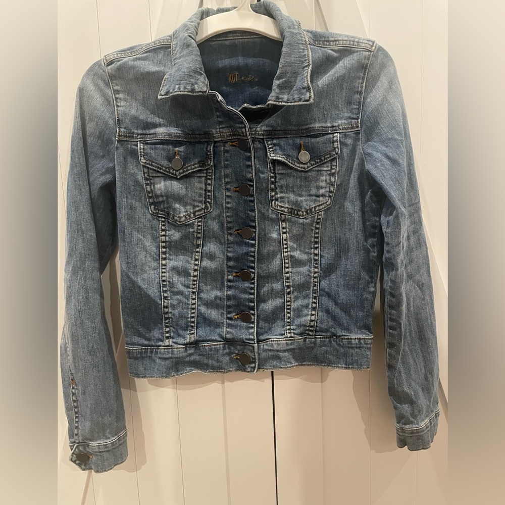 Kut from the Kloth Blue Jean Jacket Classic Style XS Petite Helena